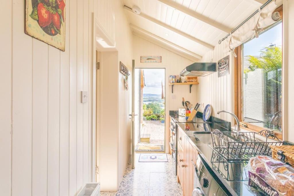 The Stable - Cottage With A Spectacular Lake View Port Of Menteith Dış mekan fotoğraf